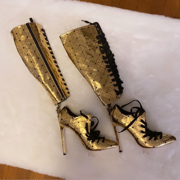 PRIVILEGED Geometric Corset Detachable Stiletto - Picture 4 of 4